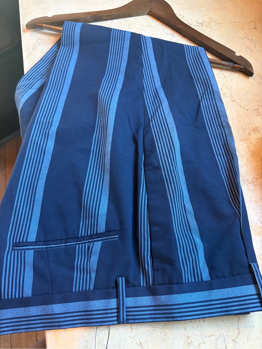 ASOS Navy Blue Bold Stripe Single Pleat Trousers W32 L32 Brand New With Tags